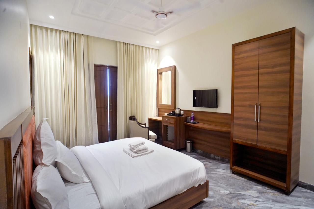5 States Resort Amritsar Exteriör bild